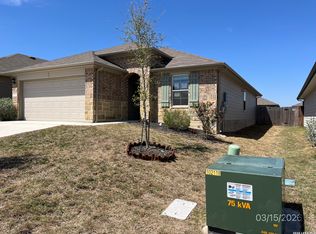 837 Gerardia Ct, Seguin, TX 78155