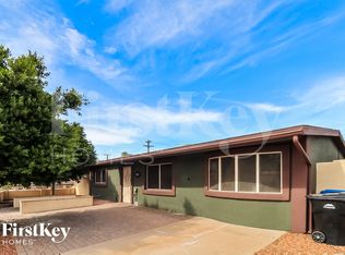 2206 E Arbor Cir, Mesa, AZ 85204