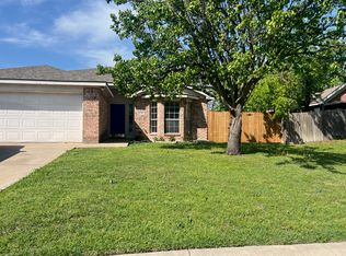 1161 Lake Bluff Dr, Little Elm, TX 75068