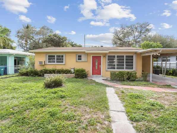320 NE 164th Street, Miami, FL 33162