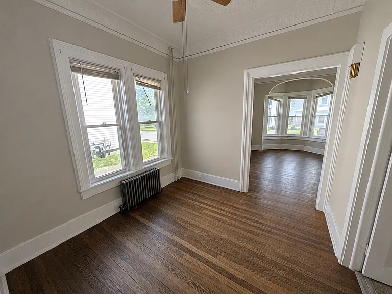 31 Central Ave — Photo 3