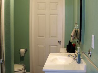 2053 SE Douglas Ave, Roseburg, OR 97470