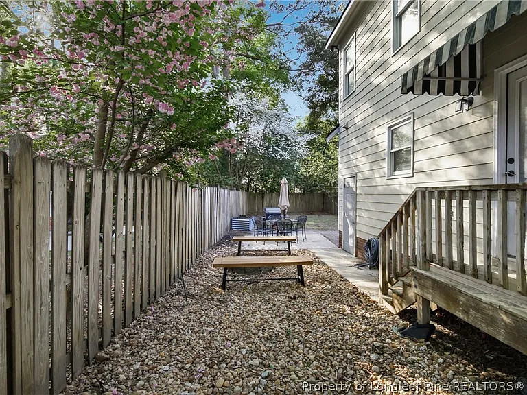 2130 Hull Rd — Photo 41
