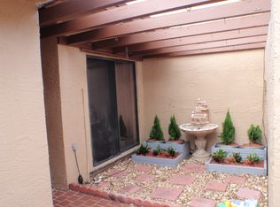 1580 NW 97th Ter, Pembroke Pines, FL 33024
