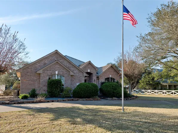 2742 Westchester Cir, Pearland, TX 77584