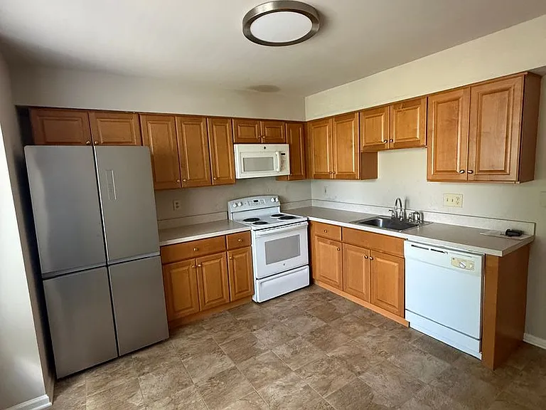 108 Pipers Pl — Photo 3