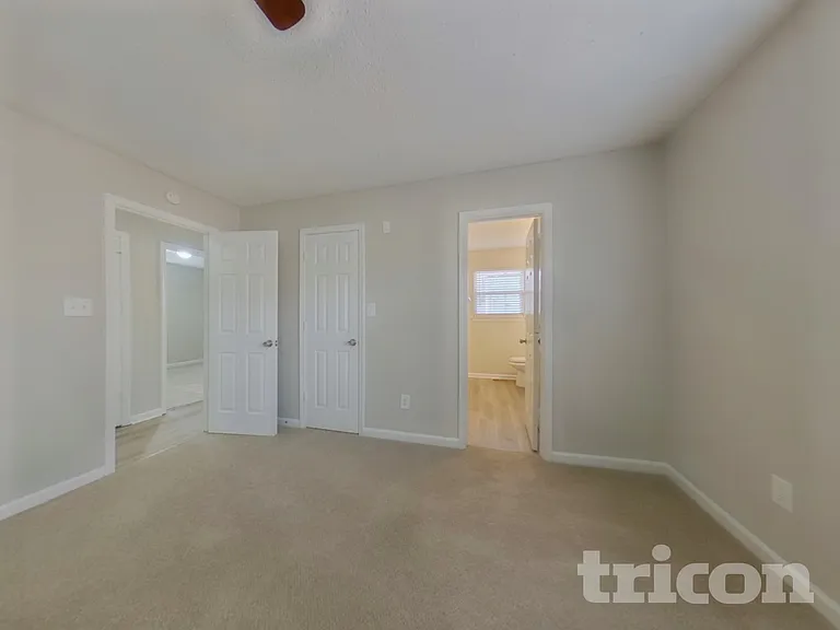 305 Madeline Way — Photo 7