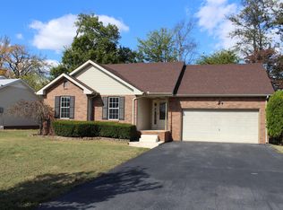 3239 N Senseney Cir, Clarksville, TN 37042