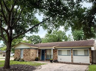 4103 Donna Lynn Dr, Houston, TX 77092