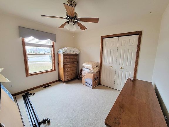 5th image of 3086 Gaslight Dr
