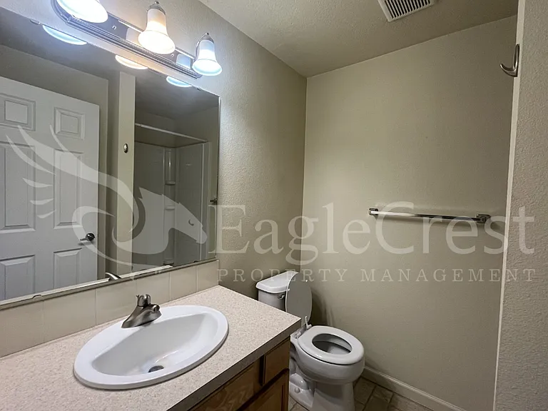 608 N Roosevelt St #608nroo-apt 205 — Photo 23