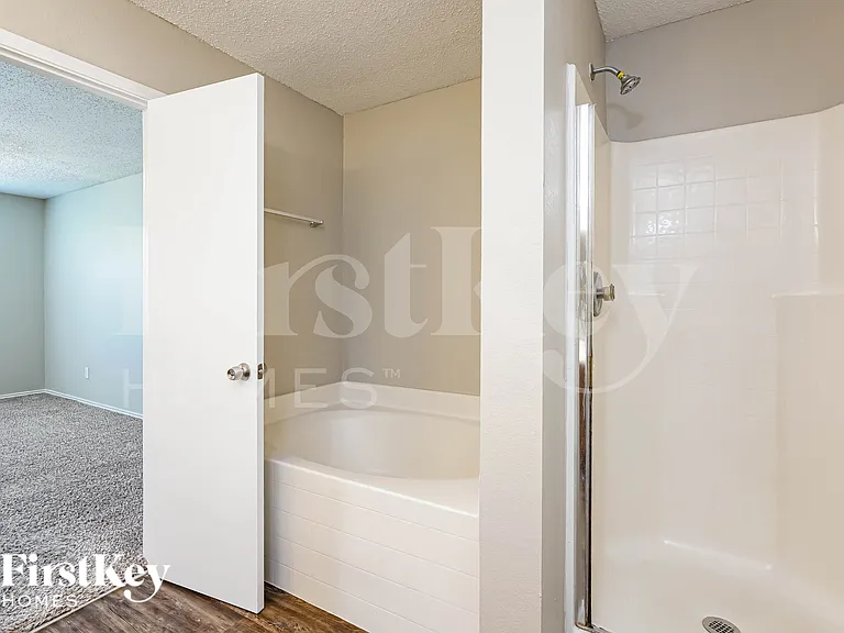 1218 Sullivan Dr — Photo 11