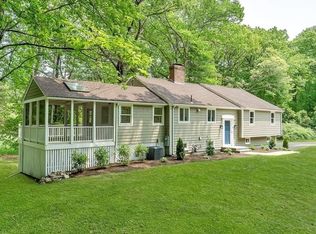 5 Hickory Hill Rd, Wayland, MA 01778