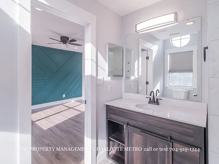 17429 Tuscany Ln — Photo 31