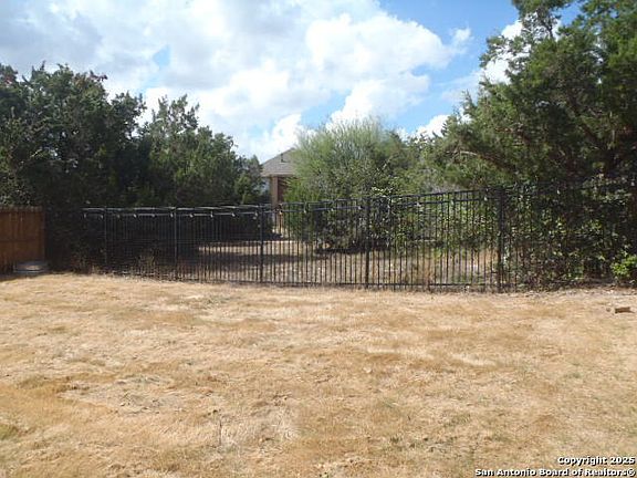 2nd image of 1243 Loma Ranch