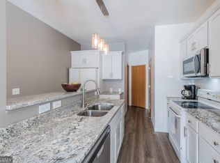 15646 Garnet Way, Saint Paul, MN 55124