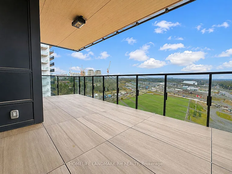 27 McMahon Dr #910 — Photo 14