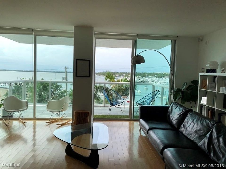 1st image of 10 Venetian Way #50B