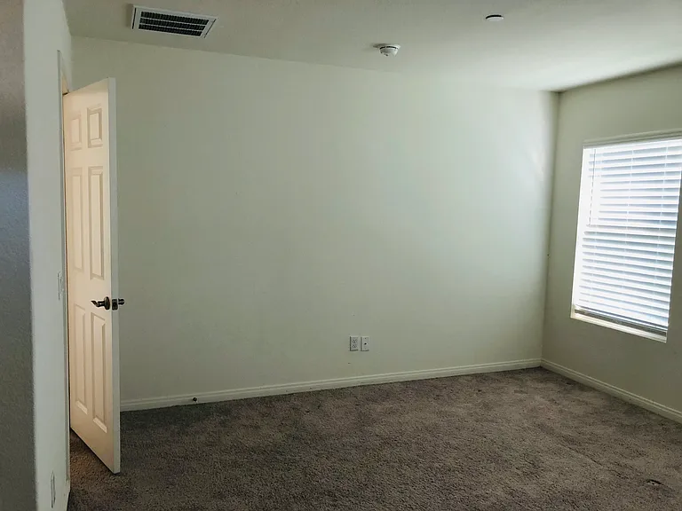 32273 Wild West Ct — Photo 10
