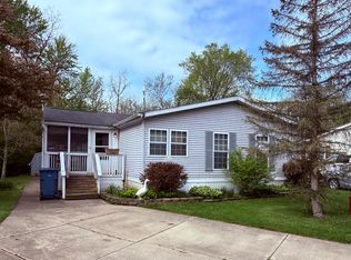 3264 Hawthorn Cir, Jackson, MI 49201