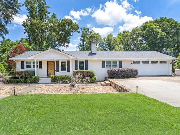 318 Bertha Dr, Anderson, SC 29625