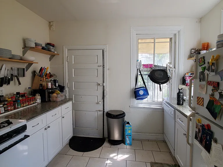 4222 Spruce St #1R — Photo 10