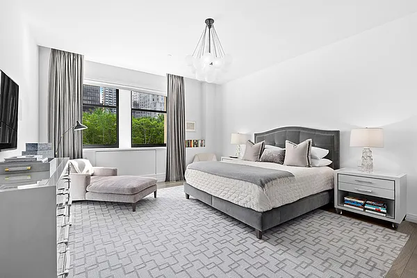 Rented by Compass | media 19