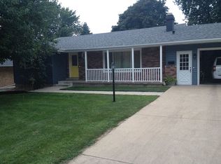 705 W North St, Abingdon, IL 61410