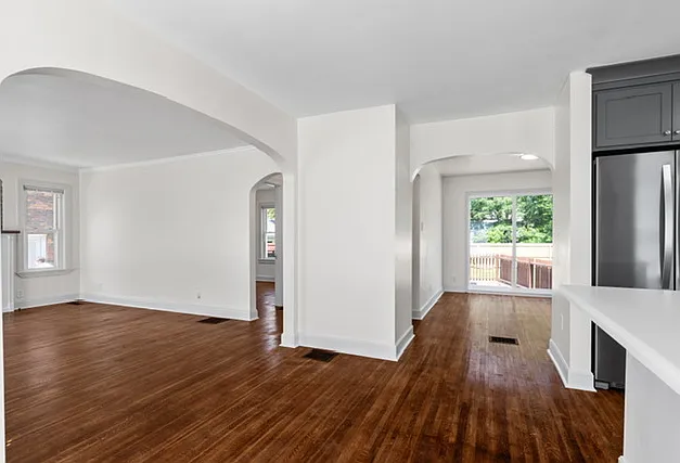2647 Drayton Dr — Photo 13