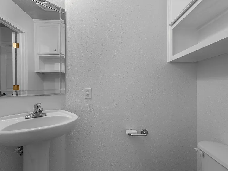405 Harbor Oaks Dr — Photo 21
