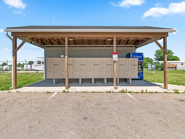 Hillcrest MHP — Photo 4