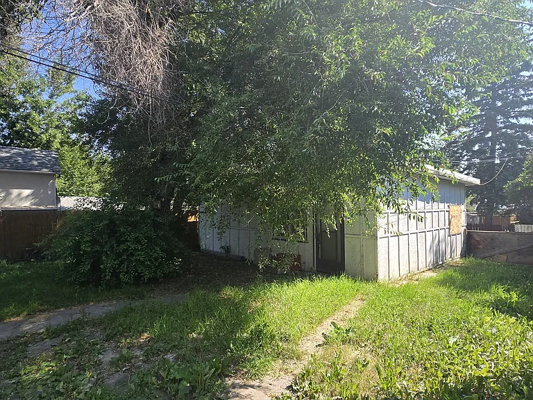 2414 27th St SE — Photo 14