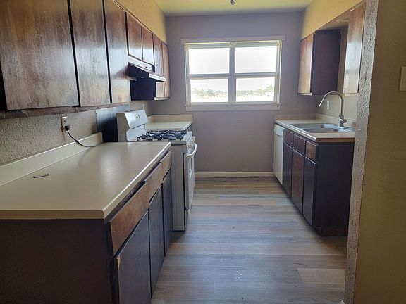 2nd image of 10013 County Road 6900 #3