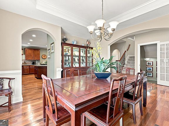 3rd image of 4505 Hedgewood Dr