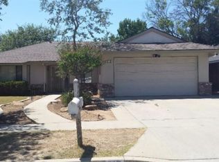 315 N Purdue Ave, Fresno, CA 93727