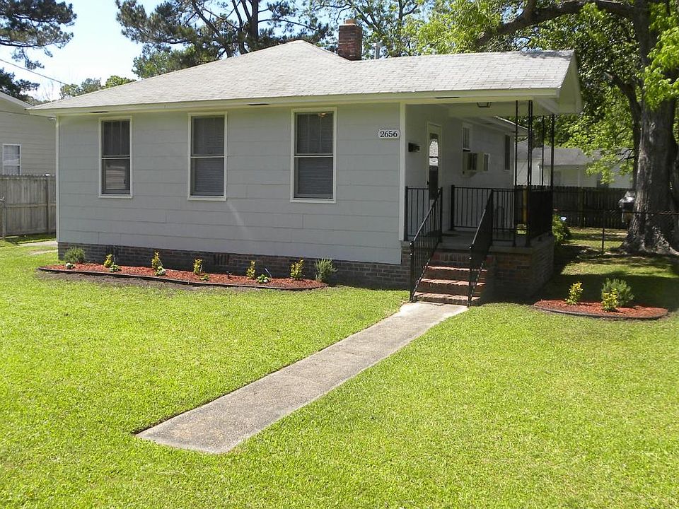 1st image of 2656 Lawrence St
