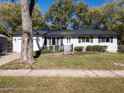 1500 Pierce Rd, Lansing, MI, 48910