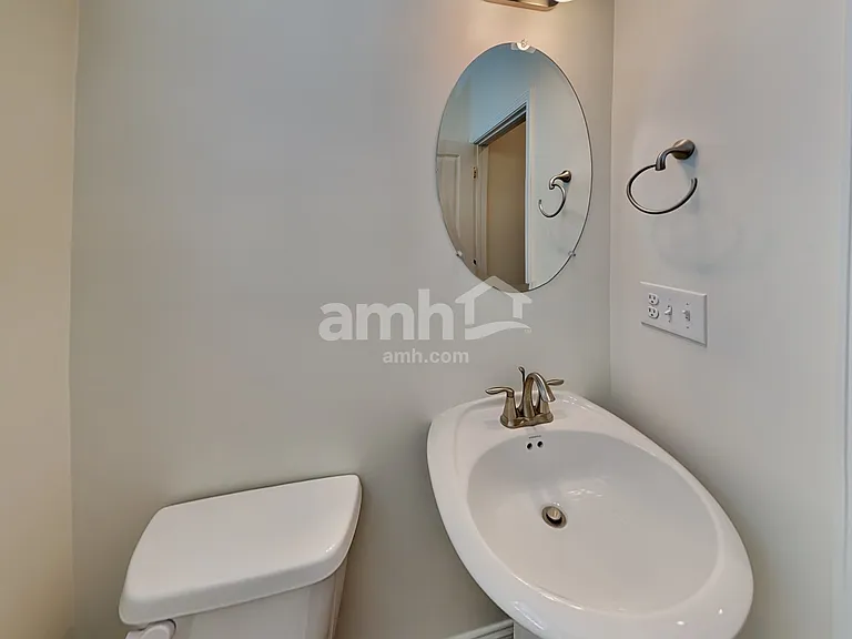 1002 Merlot Ct — Photo 8