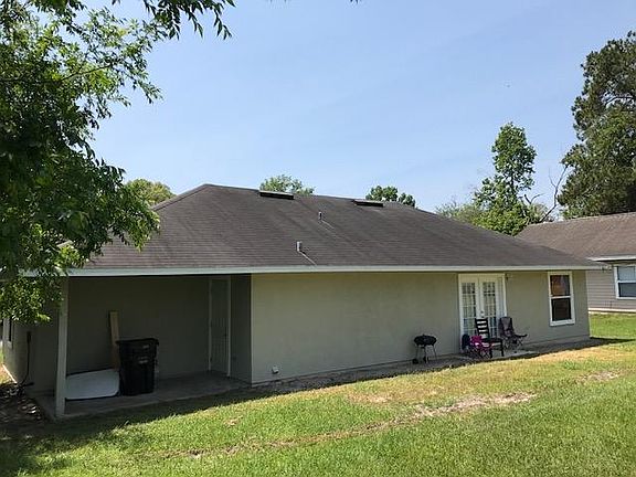 3rd image of 1810 SE 14th Ave