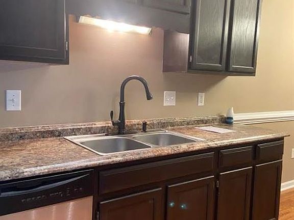 5th image of 4340 Falls Dr