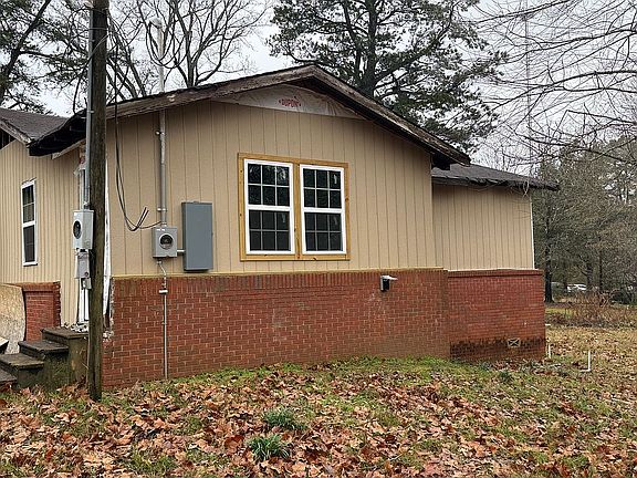 2nd image of 1009 Franklin Dr