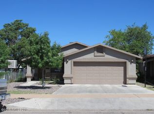 1052 E 13th St, Douglas, AZ 85607