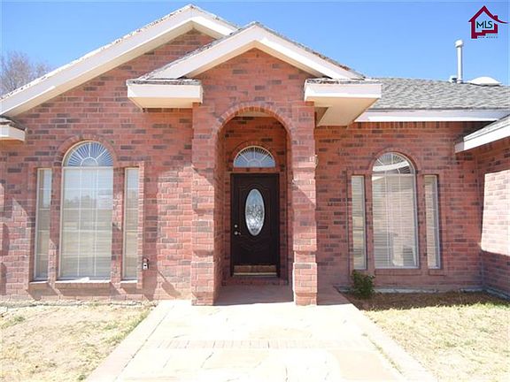 4th image of 5595 Santa Teresita Dr