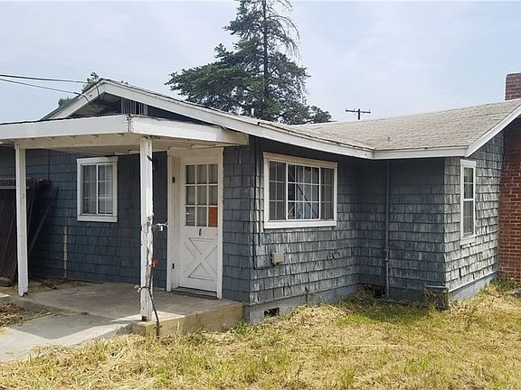 4th image of 4911 Glen St