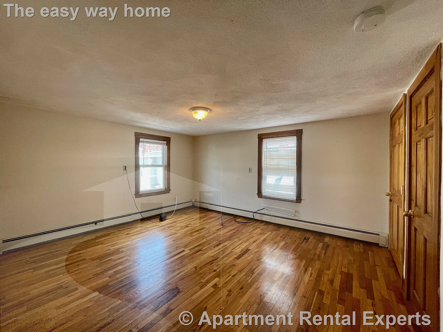 585 Somerville Ave — Photo 2
