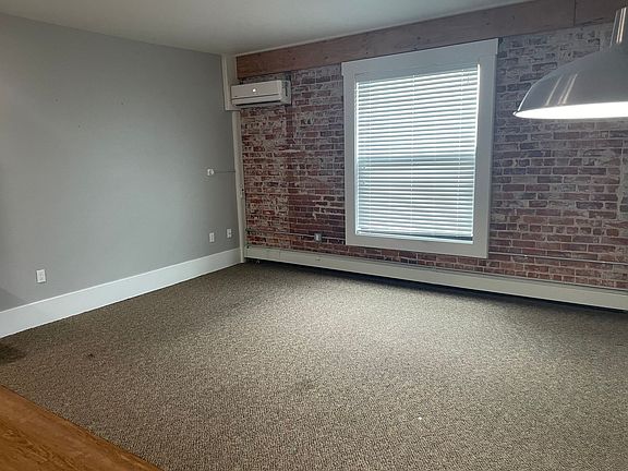 5th image of 805 W Chisholm St #5