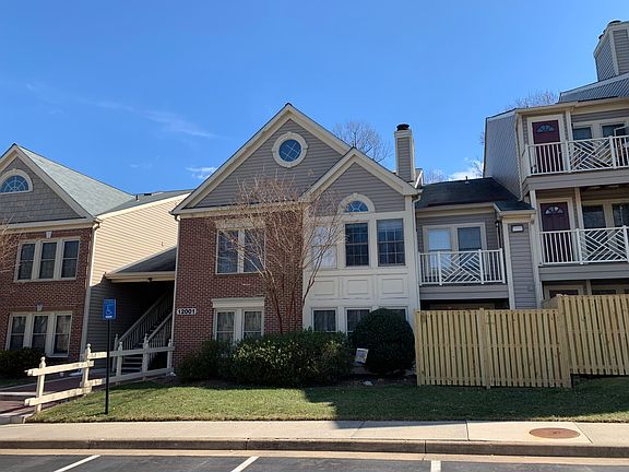 5th image of 12001 Ridge Knoll Dr Unit 810A