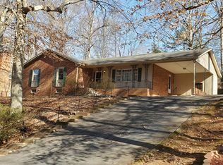 125 London Bridge Dr, Danville, VA 24541
