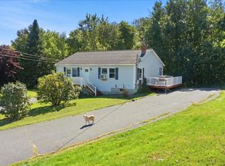 368 Belgrade Rd, Oakland, ME 04963