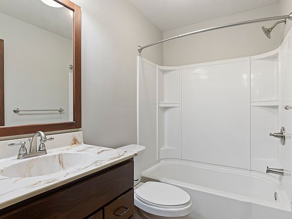 4th image of 246 Morse Ave #304